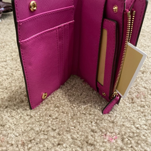 Wallet - Picture 4 of 5